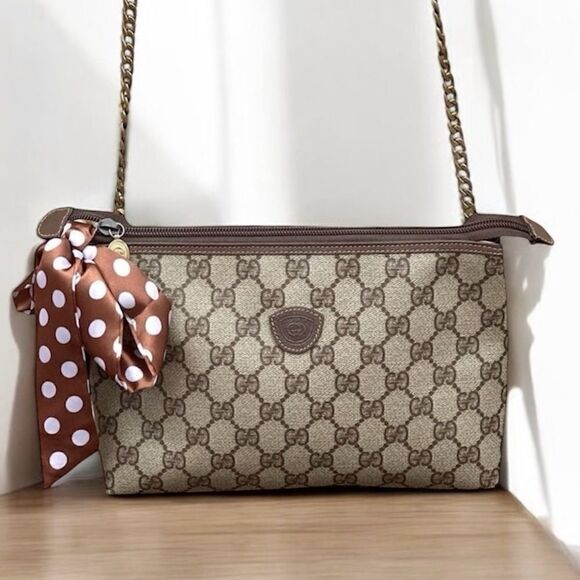 GUCCI GG Logo Tan/Brown Beauty Bag/Pouch/Crossbody w/COA. EUC Fits a phone. - Picture 1 of 16